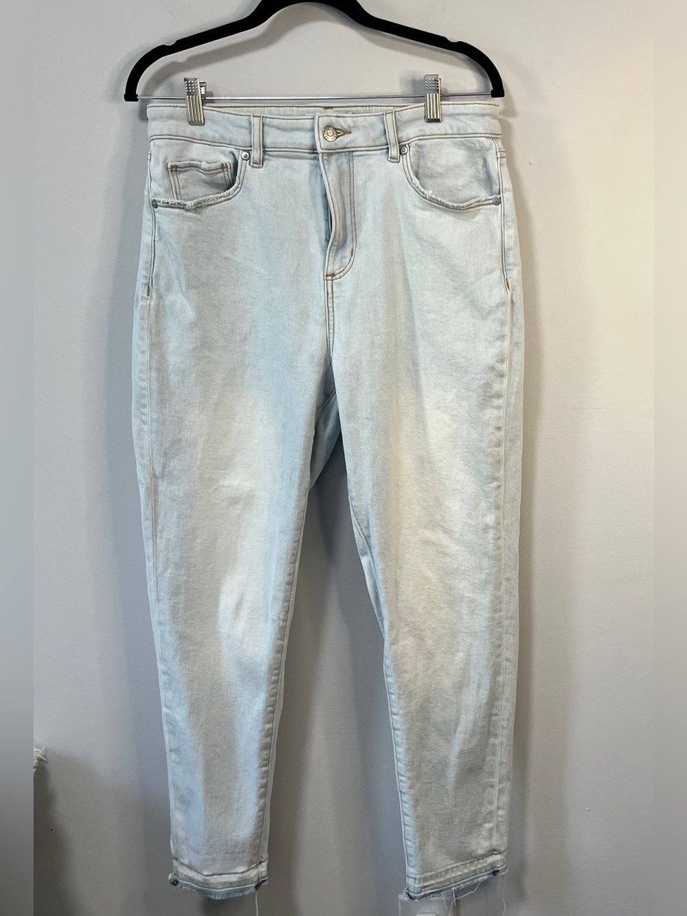 Light Wash Skinny Women’s Jeans - Classic High-Rise - Size 10
